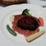 Ginza Esukofie - 肉料理　和牛ステーキのシャンピニオンソース