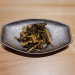 江戸焼肉 - コリコリと高菜の和え物
