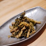 江戸焼肉 - コリコリと高菜の和え物