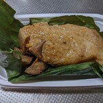 維新號 日本橋三越店 - 蒸し器で10分 肉がやはり美味しい。カキ油の風味と合います。