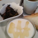 Coffee, Tea & Cake 茶徠 - 