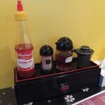 ベトナム料理 ベトクアン柏店 - 卓上の調味料(2022.8.15)