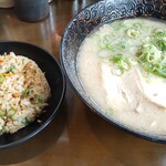 Nagahama Wasshoi - チャーハン（小）＆ラーメン