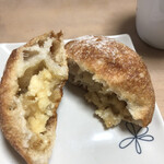 タイヨウブレッズ - ホワイトチョコといちじくのパン