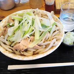 角萬 - 温かい肉南そば大盛り