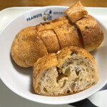 どんぐり - 【2022年08月】ガーリックフランス170円。