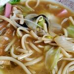 ちゃんぽん 明月 - 麺が良くなじんできた