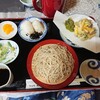 やま田 - 料理写真:サービスメニュー（もりそば＆むすび）