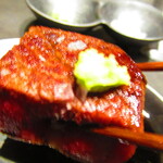 北海道焼肉 北うし - 　　４．【[b:特選２焼肉]】 　　　　　　　[b:3週間熟成知床和牛シャトーブリアン] 　　　　　　　　　　　本わさび・岩塩・北うし醤油