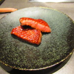 北海道焼肉 北うし - 　３．【知床和牛の塩焼き肉２品】　３週間熟成知床和牛ハラミ　　山わさびで