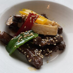 中国料理 カリュウ(ヨコハマ グランド インターコンチネンタル ホテル) - 牛と野菜のジンギスカンソース風味