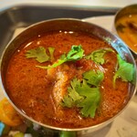 アンドスパイス - ポークビンダルー