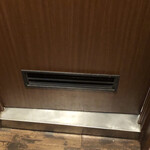 青森ねぶたワールド - この少しの段差が惜しいですねー。車椅子だと致命的だ。