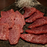 Hodori - カルビ(ミスジ近く) ロース(肩三角)