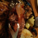 ハンバーグファクトリー - つぎに〜焼き玉ねぎと共に
