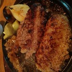 ハンバーグファクトリー - ジュ〜〜〜〜〜〜〜