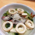 小料理きょうわ - イソフエフキと車麸、入手困難な石嶺豆腐、アーサーの巨大汁物。なんと贅沢なんだ。