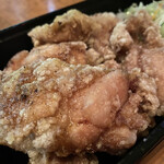 華園 - 三軒目に打包した「からあげボンバー」どこいらへんがボンバーなんだかよくわからないが　#いんだよ細けえ事は！