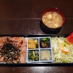 崎さん家 - 桃豚の焼肉弁当