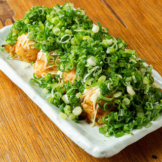 You'll want to eat it over and over again...exquisite Takoyaki!