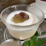 お食事処 だんらん日和 - デザート：信州ミルクの自家製プリン