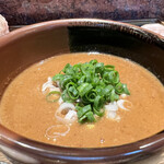 中華蕎麦 とみ田 - つけめん大のツケダレ (濃厚豚骨魚介)
      2022年8月29日