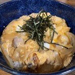 お食事処 だんらん日和 - ぎたろう軍鶏の親子丼