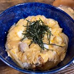お食事処 だんらん日和 - ぎたろう軍鶏の親子丼