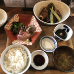 森メシ - あら煮と刺身の定食@1,650円