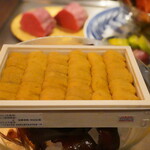 秋田牛鉄板焼 銀座五明 - 雲丹も一箱使い切り（凄）