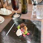 オステリアルーチェ - デザート3種盛り合わせとアイスコーヒー