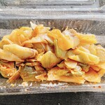 豫園 - 搾菜　(特別に、持ち帰り用として譲っていただいた)