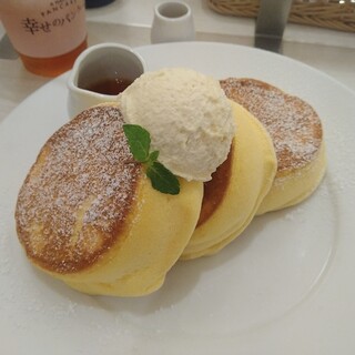 幸せのパンケーキ_1