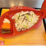 瓔珞 - 瓔珞　鯛ごはん