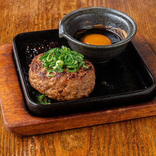 Our carefully handmade meatballs are a fluffy and juicy masterpiece.