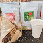 ブリコラージュ ブレッド アンド カンパニー - 購入したものと本日コーヒーのお豆。