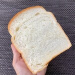 たなかのパン - 【山型食パン】王道のなつかし味です