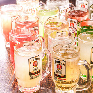約100種のドリンクが飲み放題！