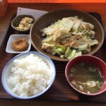 あつあつ亭 - 野菜炒め定食