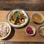 日ごと - エビと豚肉、夏野菜のベトナム風炒め