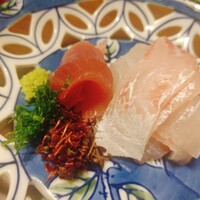 山映 - 刺し身 鯛と鮪