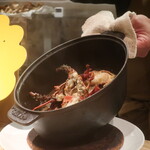 RISTORANTE IL NODO - ストウブ鍋で炊き上がった状態でのプレゼンテーション