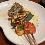 Sumibi Yakitori Yakikura - 鯛と夏野菜の串。最早本格イタリアン、というか普通のイタリアンを遥かに超えてるって…♡
