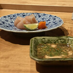 焼き鳥 とりら - ささみ刺しと肝醤油