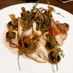 ダ マッサ - 白イカとマッシュルームのロースト　1980円