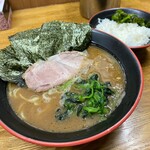 麺家 紫極 - ラーメン780円＋無料∞ライス