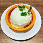 ワールドワインバー by ピーロート - バニラアイスは450円。