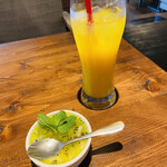 #702 CAFE&DINER - マンゴージュース＆豆乳プリン