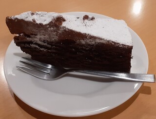 Joiful - クラシックチョコレートケーキ