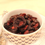 トゥ・ラ・ジョア - Mのサラダ　のドライフルーツ　(2013/04)